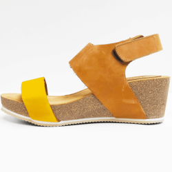 Abril sandalen light brown yellow  Abril sandalen light brown yellow