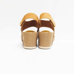 Abril sandalen light brown yellow  Abril sandalen light brown yellow