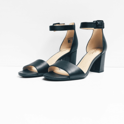 Unstructured by Clarks sandalen zwart leer
