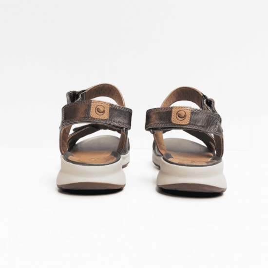 Unstructured by Clarks Metallic