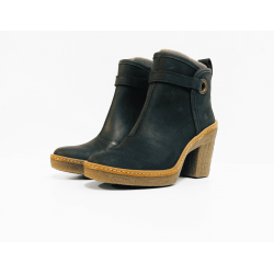 El Naturalista boots black 