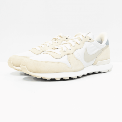 Nike internationalist  sneaker white bone  ivory 