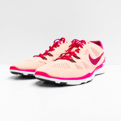 nike sneaker bright pink  nike sneaker bright pink