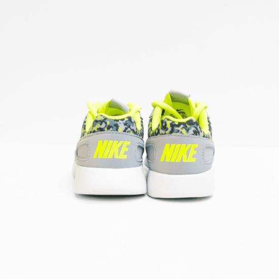 Nike sneaker wolf grey kaishi 